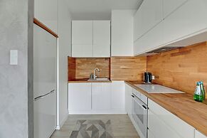 Lema 4 by Grand Apartments