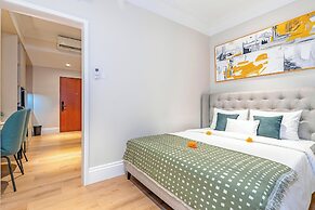 Roseville SOHO and Suites by Nagisa Bali