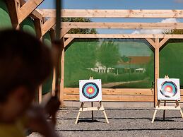 Villa With Rowing Boat and Sauna, Near the Beach