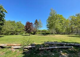 Spacious Villa in Forest Park