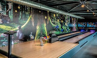 Spacious Villa in Forest Park