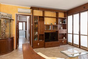 Ganden s Flat in Modena