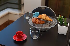 Ganden s Flat in Modena