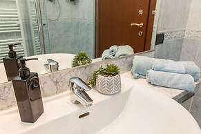 Ganden s Flat in Modena