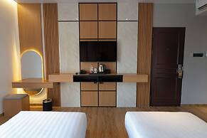 Eagle Hotel Wonosobo, Azana Hotels Collection