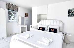 Roomquest Utopia Kata and Residence