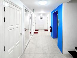 Roomquest Utopia Kata and Residence