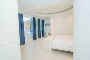 Roomquest Utopia Kata and Residence