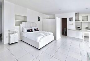 Roomquest Utopia Kata and Residence