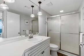 Summer House Beachfront Condos