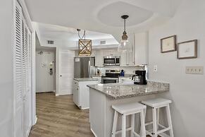 Summer House Beachfront Condos