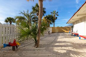 Summer House Beachfront Condos