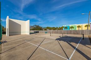 Summer House Beachfront Condos