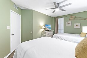 Summer House Beachfront Condos