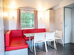 Fine Chalet With Microwave Located in the Ardennes