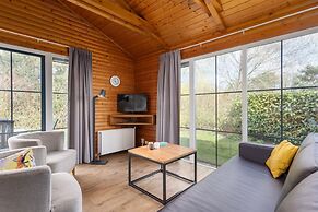 Bungalow in Veluwe Near Harderwijk