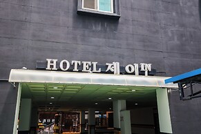 FromH J Hotel Osan