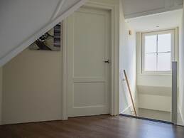 Nice Holiday Home With Sauna, 15 km From Alkmaar