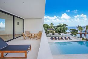 Luxurious 12-bedroom Oceanfront Villa With Private Chef Butler Private