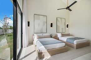 Luxurious 12-bedroom Oceanfront Villa With Private Chef Butler Private