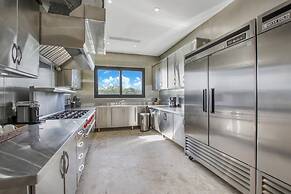 Luxurious 12-bedroom Oceanfront Villa With Private Chef Butler Private