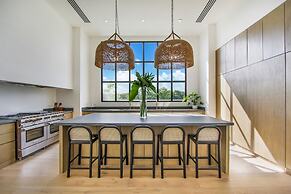 Luxurious 12-bedroom Oceanfront Villa With Private Chef Butler Private