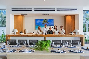 Luxurious 12-bedroom Oceanfront Villa With Private Chef Butler Private