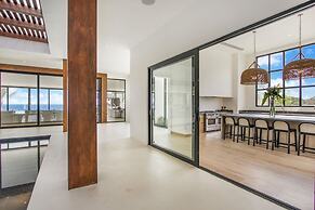 Luxurious 12-bedroom Oceanfront Villa With Private Chef Butler Private