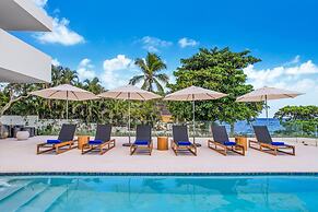 Luxurious 12-bedroom Oceanfront Villa With Private Chef Butler Private