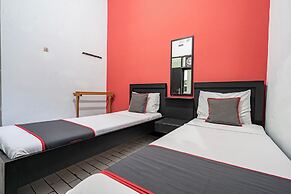 Collection O Tasikmalaya Near Stadium Wiradadaha Formerly Hotel Abadi