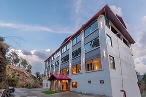 The Chail Resort