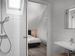 Comfortable Villa With Dishwasher, on a Resort Near the Veerse Meer