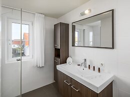 Detached Villa Near the Beach