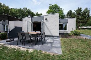 Stylish Borger Bungalow
