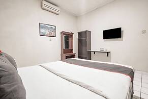 Collection O Hotel Sanira