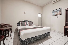 Collection O Hotel Sanira