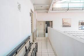 Collection O Hotel Sanira