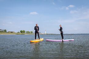 Villa in Hellevoetsluis Near North Sea Beach