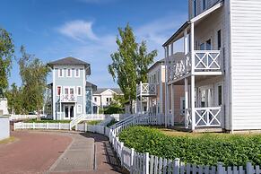 Villa in Hellevoetsluis Near North Sea Beach