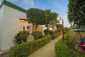 Corbett Holiday Forest Resort