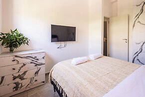 Bahai Gardens Vista Apts by Sea N' Rent