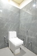 Hotel Shri Dhwaja Inn