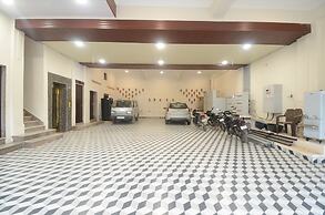 Hotel Shri Dhwaja Inn