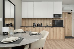 Air Conditioned Apartment by Renters