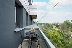 Air Conditioned Apartment by Renters