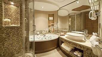 Tulpar Ay Villaları