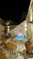 Vetus Vicinato Luxury Homes