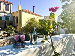 Vetus Vicinato Luxury Homes