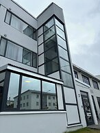 Frost Apartments by Heimaleiga