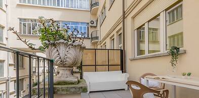 Elegant Home with Terrace